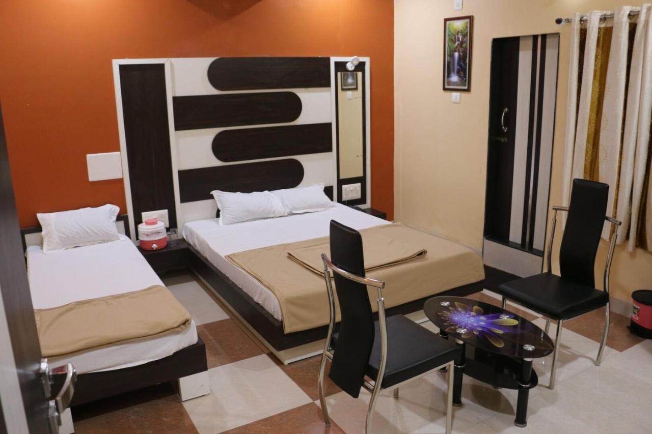 Golden Paying Guest House ดีอู ภายนอก รูปภาพ